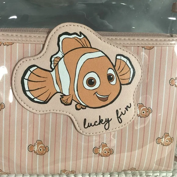 Primark Disney Pixar Finding Nemo Lucky Fin 2 Piece Cosmetic Accessory Bag Set - Picture 3 of 7
